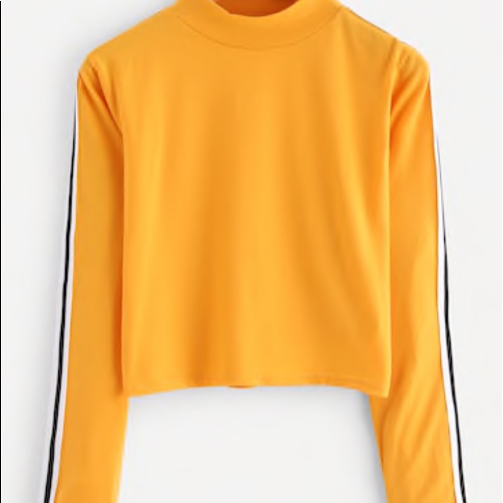 Long sleeve tee